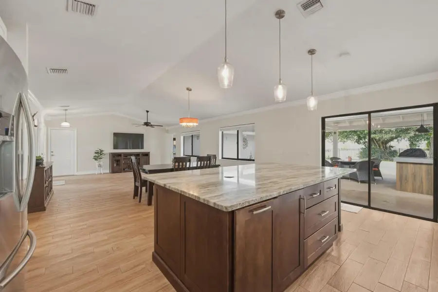 14 Las Islas, Boynton Beach, FL 33426 - #3