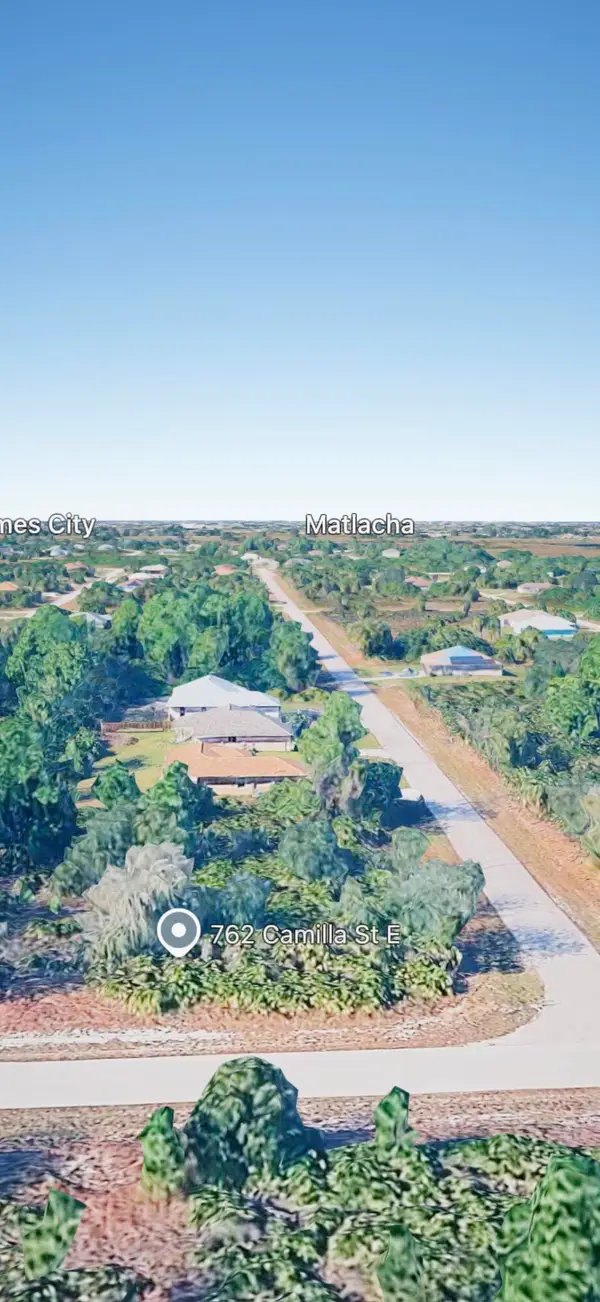 762 Camilla Street E, Lehigh Acres, FL 33974