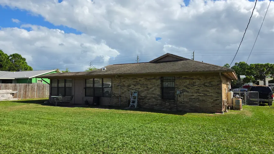 879 SW California Boulevard, Port Saint Lucie, FL 34953 - #3