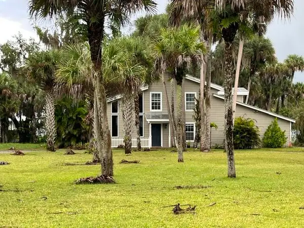 2306 Canoe Creek Lane, Fort Pierce, FL 34981