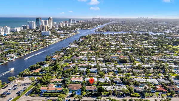 2740 SE 1st Court, Pompano Beach, FL 33062
