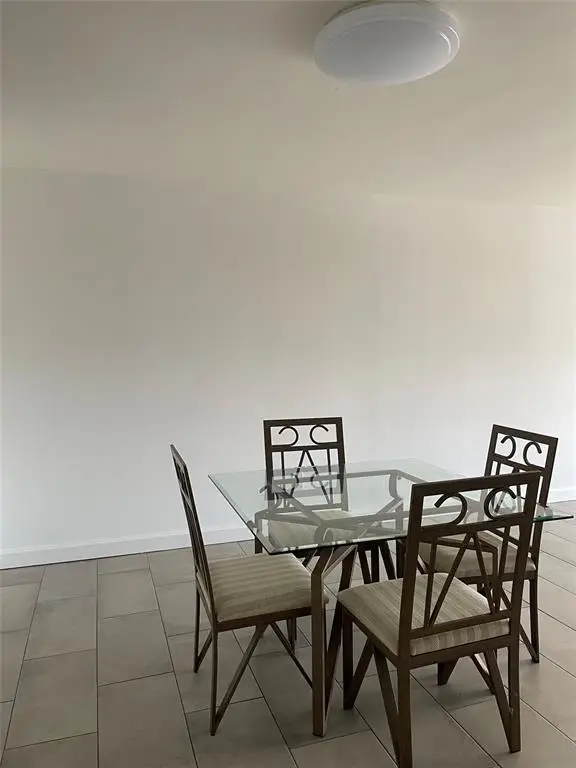 2850 Somerset Dr #404L, Lauderdale Lakes, FL 33311 - Image #3