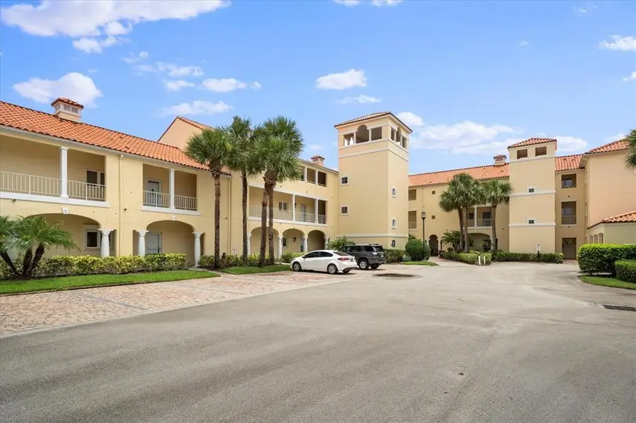 5060 Harmony Circle #104, Vero Beach, FL 32967 - Image #3