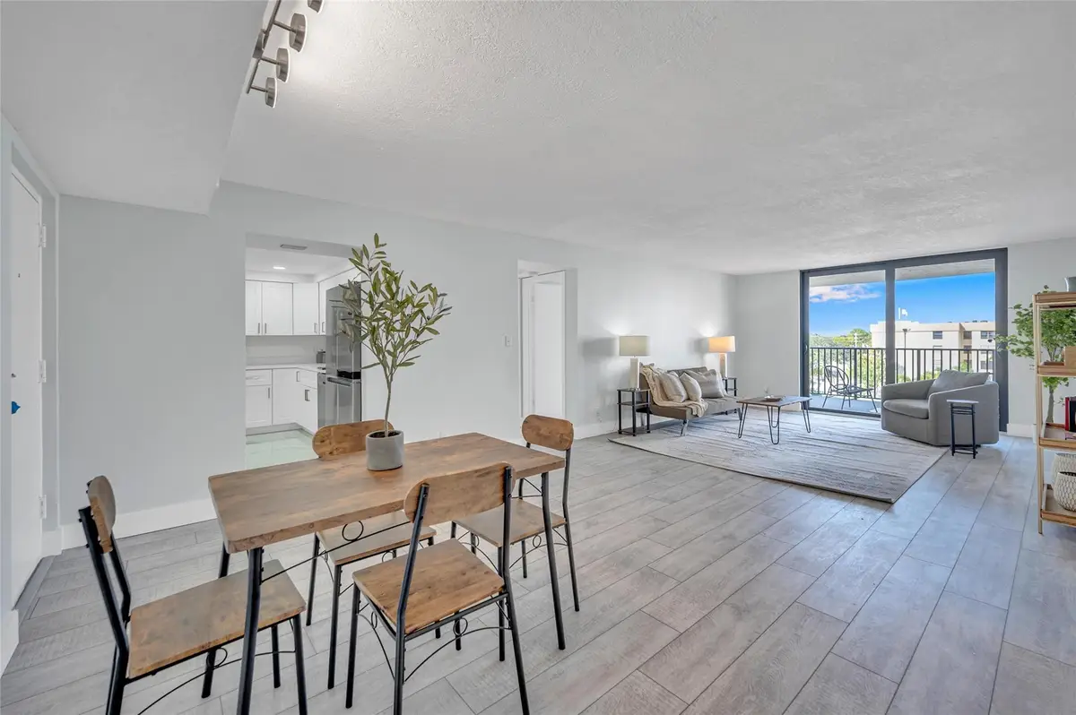 6193 Rock Island Rd #512, Tamarac, FL 33319 - Image #1