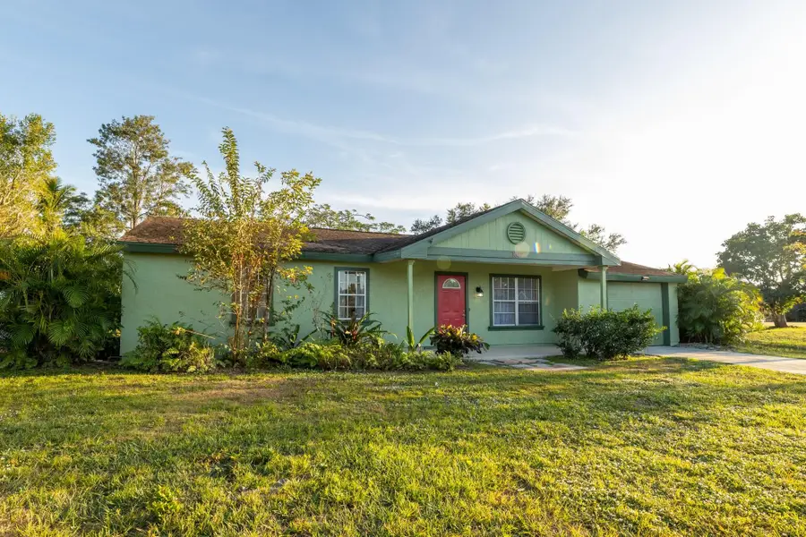 1382 SE Vestridge Lane, Port Saint Lucie, FL 34952 - #2