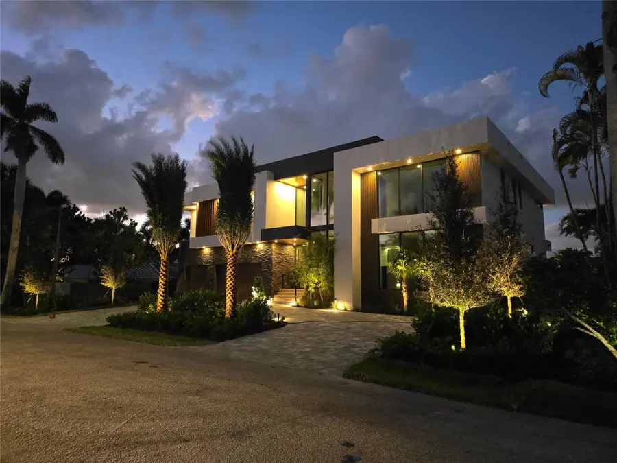 2817 NE 25th St, Fort Lauderdale, FL 33305 - Image #3