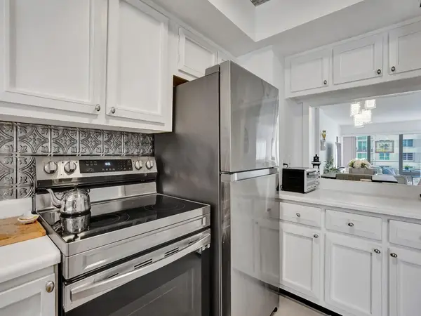 1850 S Ocean Boulevard #605, Pompano Beach, FL 33062