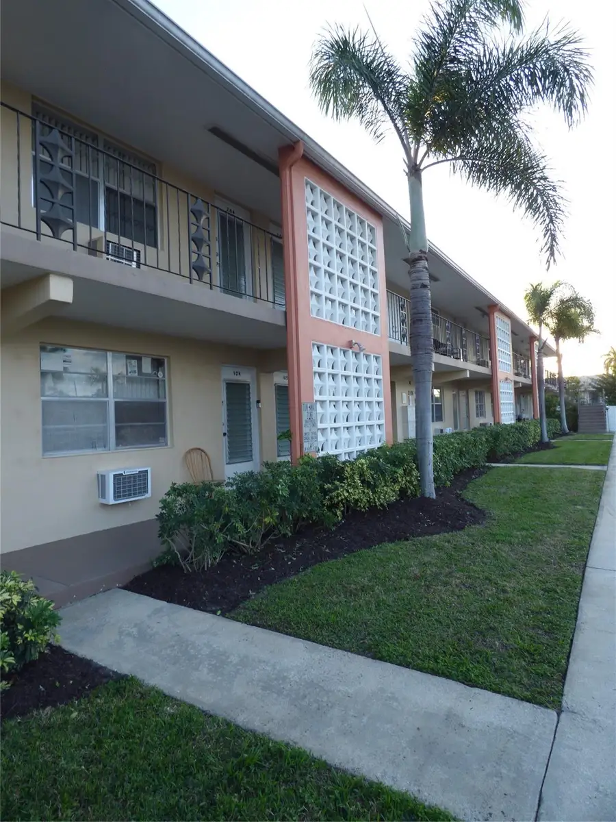 2106 NE 56th Ct #204, Fort Lauderdale, FL 33308 - Image #3