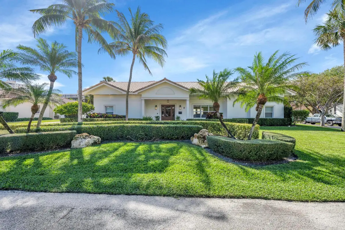 8 Oneida Ln, Sea Ranch Lakes, FL 33308 - Image #1