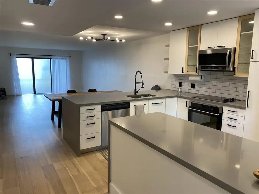 304 Racquet Club Rd #204, Weston, FL 33326 - Image #2