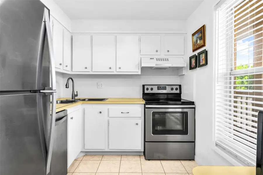 6071 NW 61 #207, Tamarac, FL 33319 - Image #3