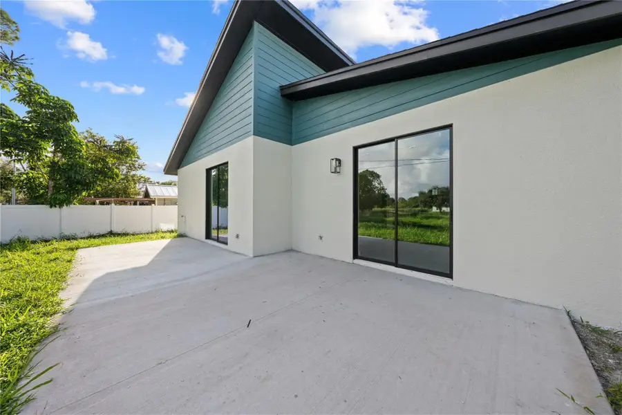 6904 Salerno Rd, Fort Pierce, FL 34951 - Image #3