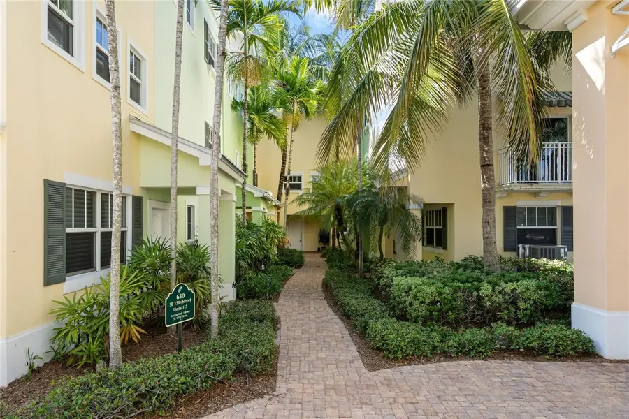 630 SE 15th Street #7, Fort Lauderdale, FL 33316 - Image #2