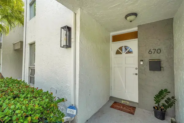 670 Kensington Place #5B, Wilton Manors, FL 33305