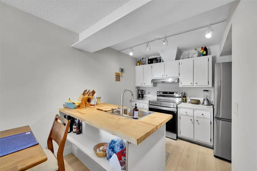 670 Kensington Place #5B, Wilton Manors, FL 33305 - Image #2