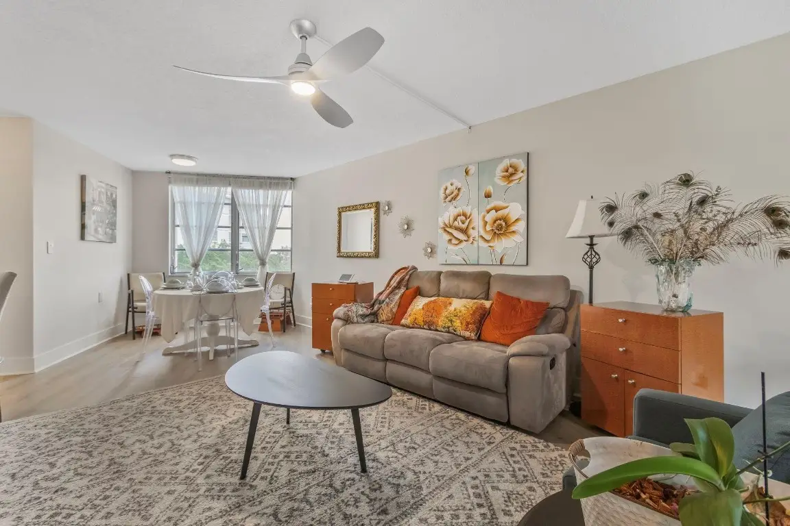 6911 Environ Boulevard #5J, Lauderhill, FL 33319 - Image #1