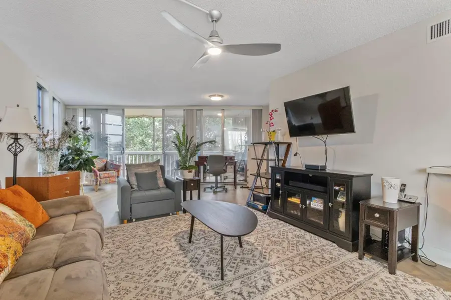 6911 Environ Boulevard #5J, Lauderhill, FL 33319 - Image #3