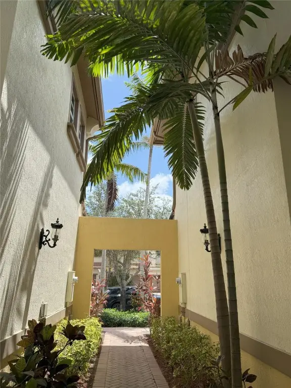 5926 NW 117th Drive #9B, Coral Springs, FL 33076 - Image #2