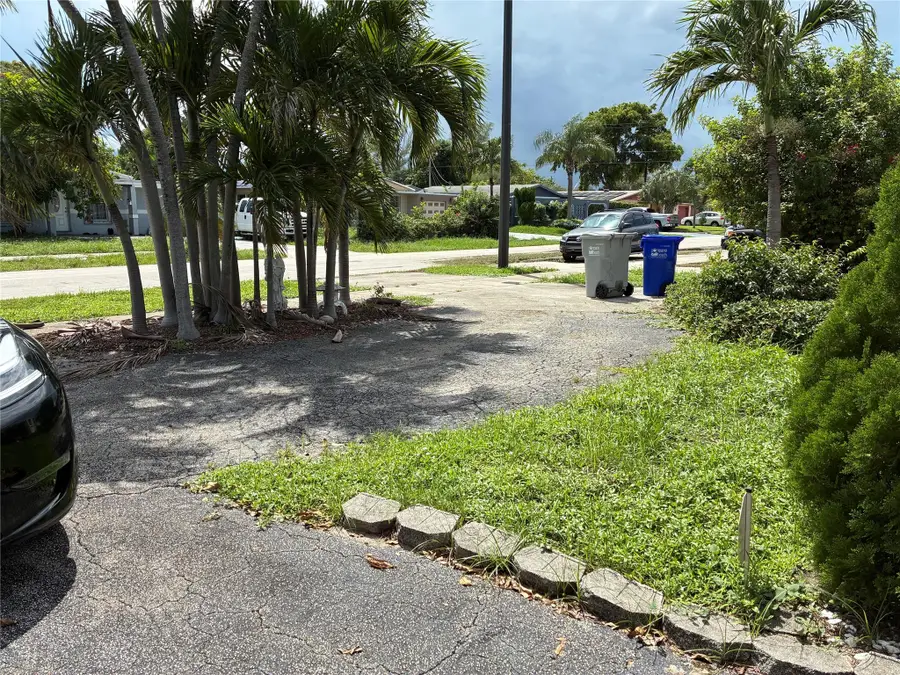 721 NW 18th St, Pompano Beach, FL 33060 - Image #3