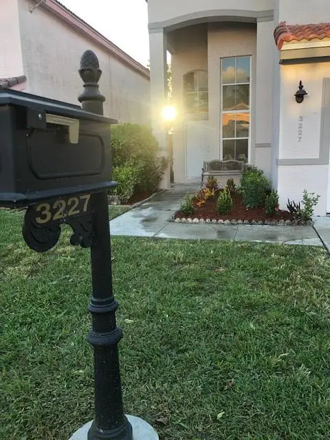 3227 W Buena Vista Dr, Margate, FL 33063 - Image #2