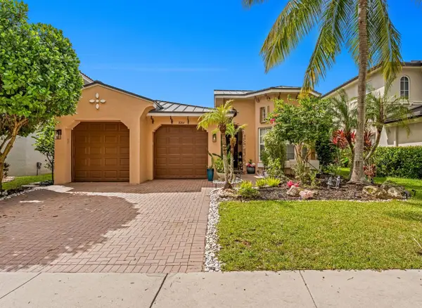 8264 NW 107th Ter, Parkland, FL 33076