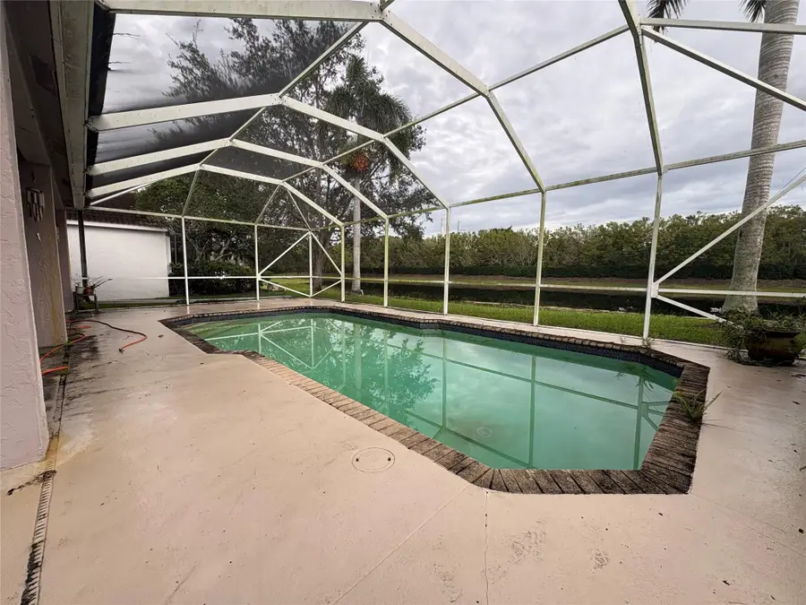 149 Cameron Dr, Weston, FL 33326 - Image #3