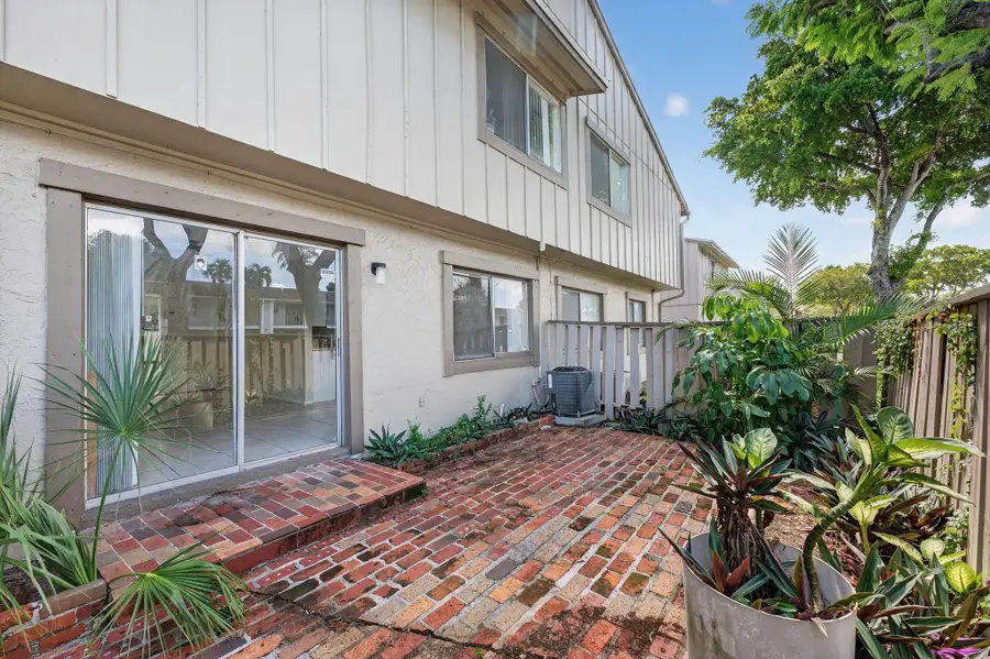 2218 NW 58th Ave #1, Fort Lauderdale, FL 33313 - Image #2