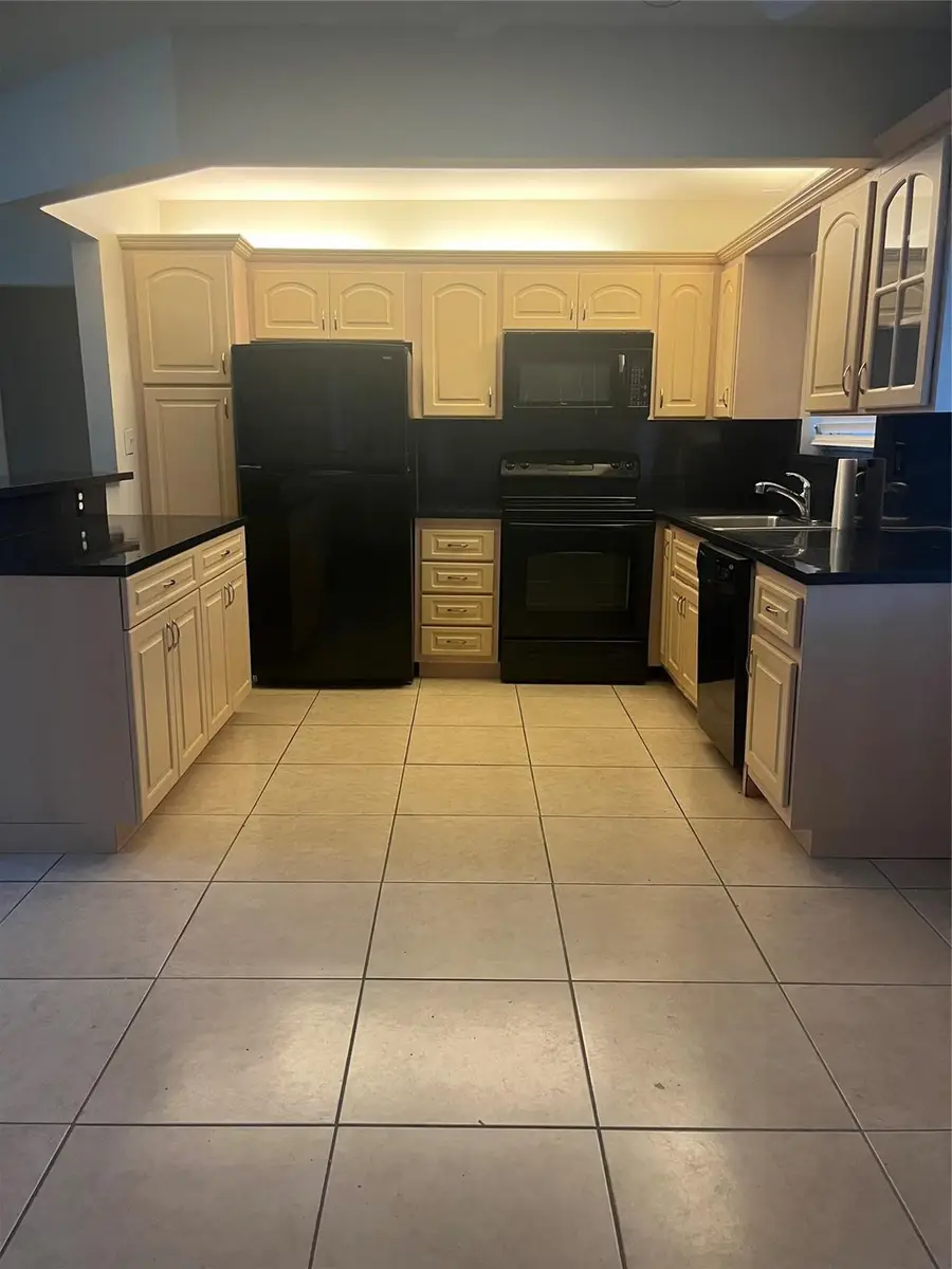 3210 Sheridan Lane #120, Hollywood, FL 33021 - Image #3