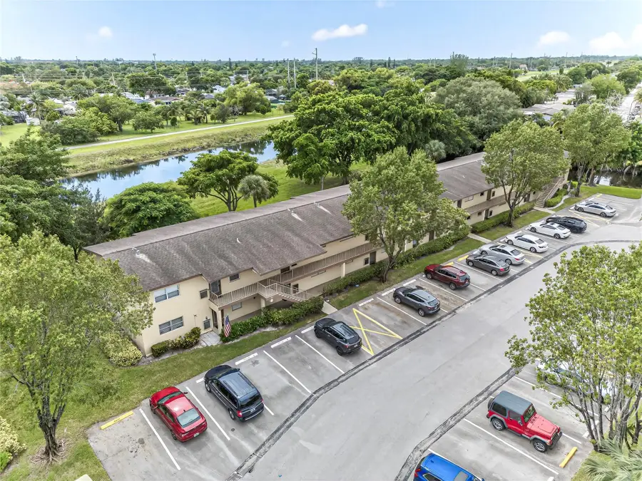 7610 NW 1st St #201, Margate, FL 33063 - Image #2