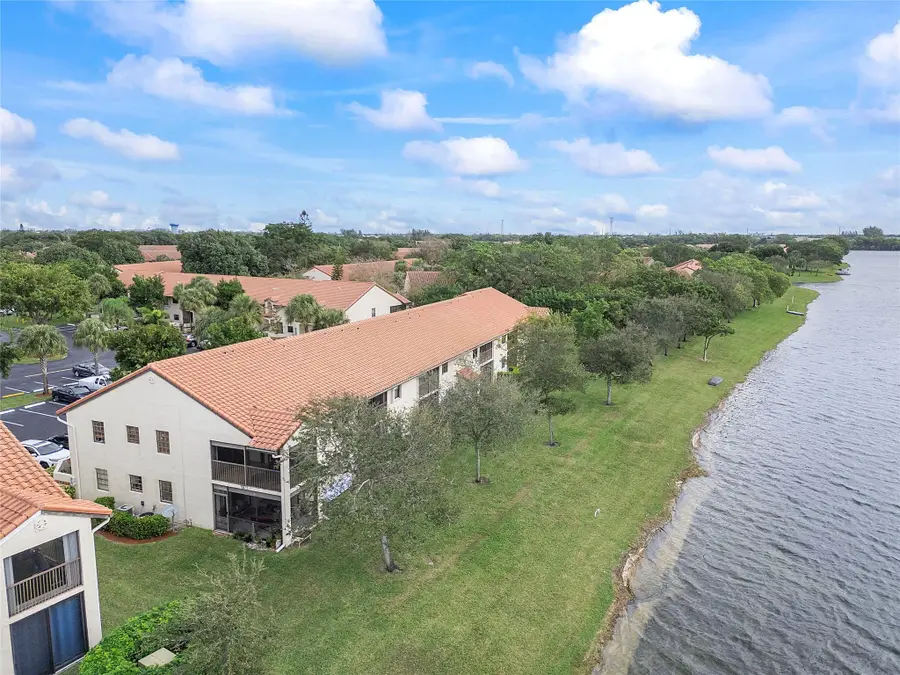 2112 Congressional Way #2112, Deerfield Beach, FL 33442 - Image #3