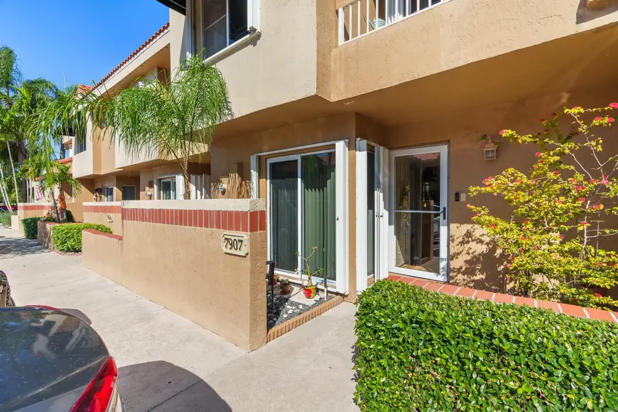 7907 NW 7th Ct, Plantation, FL 33324 - Image #3