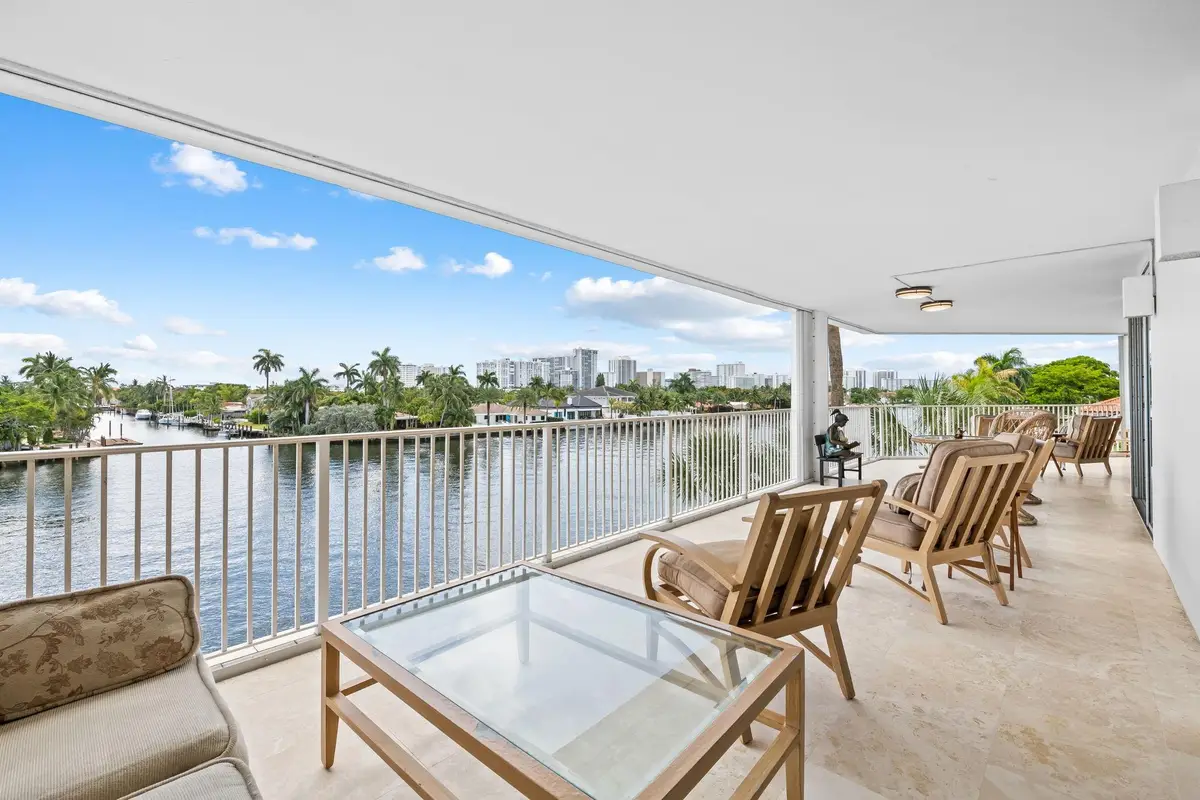 3100 NE 47th Ct #303, Fort Lauderdale, FL 33308 - Image #1