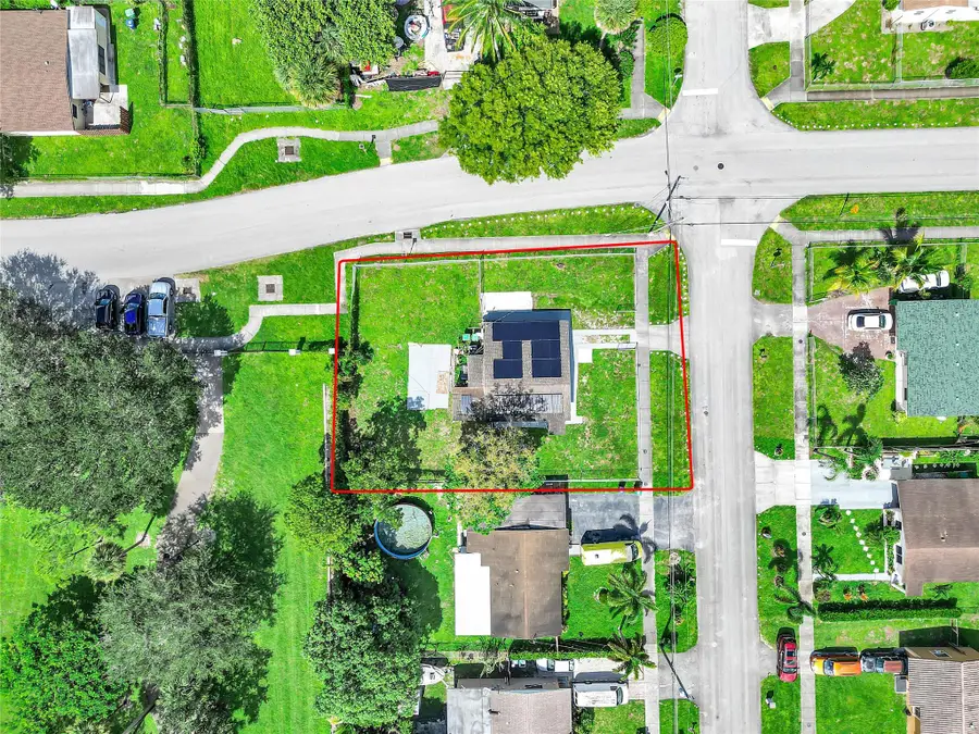 891 NW 34th Ter, Lauderhill, FL 33311 - Image #2