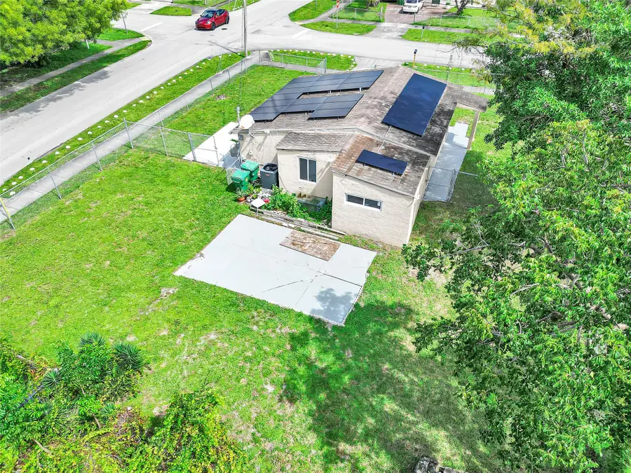 891 NW 34th Ter, Lauderhill, FL 33311 - Image #3