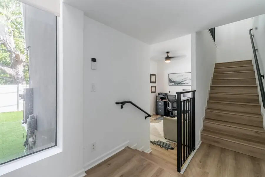 723 SE 16th Ct, Fort Lauderdale, FL 33316 - Image #3