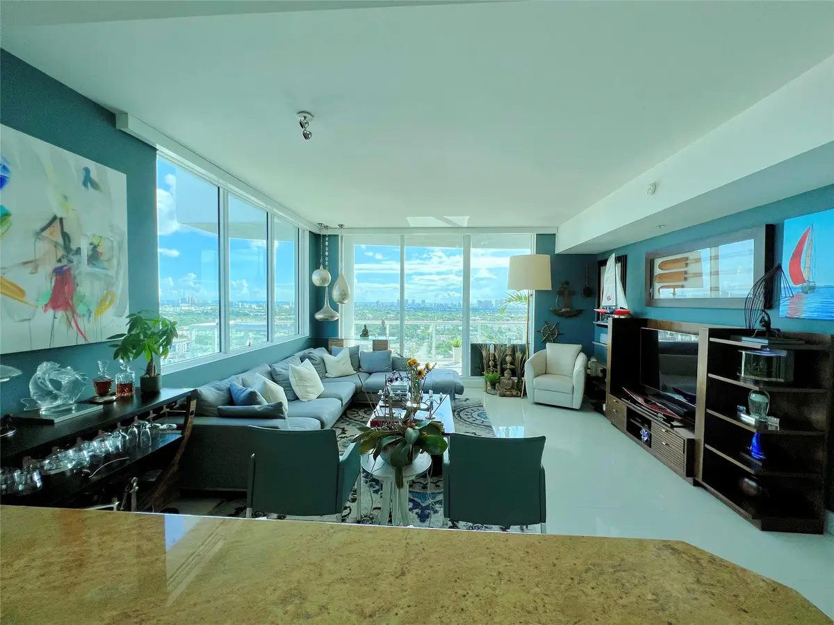 315 NE 3rd Ave #2107, Fort Lauderdale, FL 33301 - Image #1