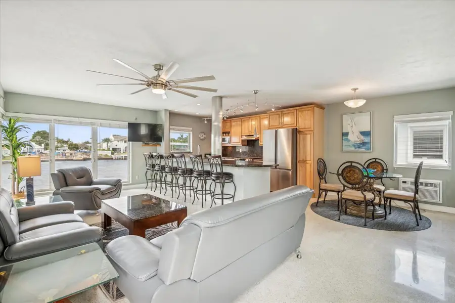 561 Bayshore Dr #1, Fort Lauderdale, FL 33304 - Image #2