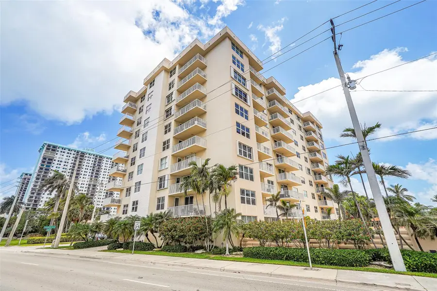 1401 S Ocean Dr #204, Hollywood, FL 33019 - Image #2