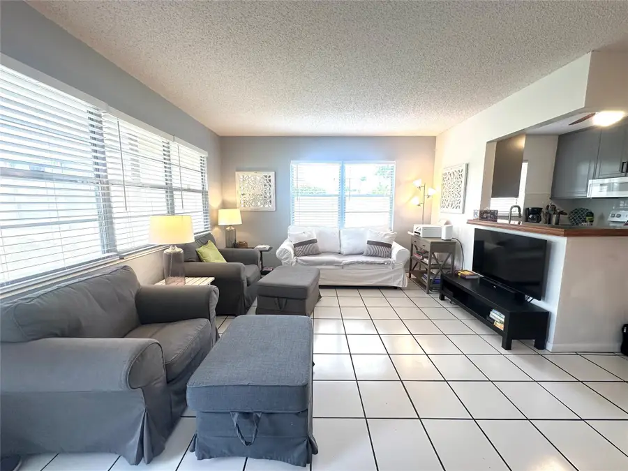 492 Tilford W #492, Deerfield Beach, FL 33442 - Image #3