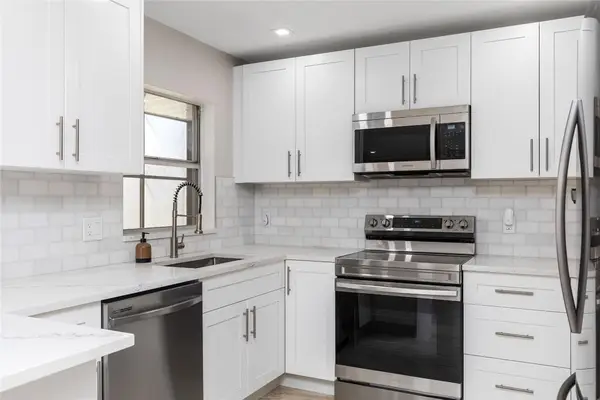 2002 SW Natura Boulevard #D, Deerfield Beach, FL 33441