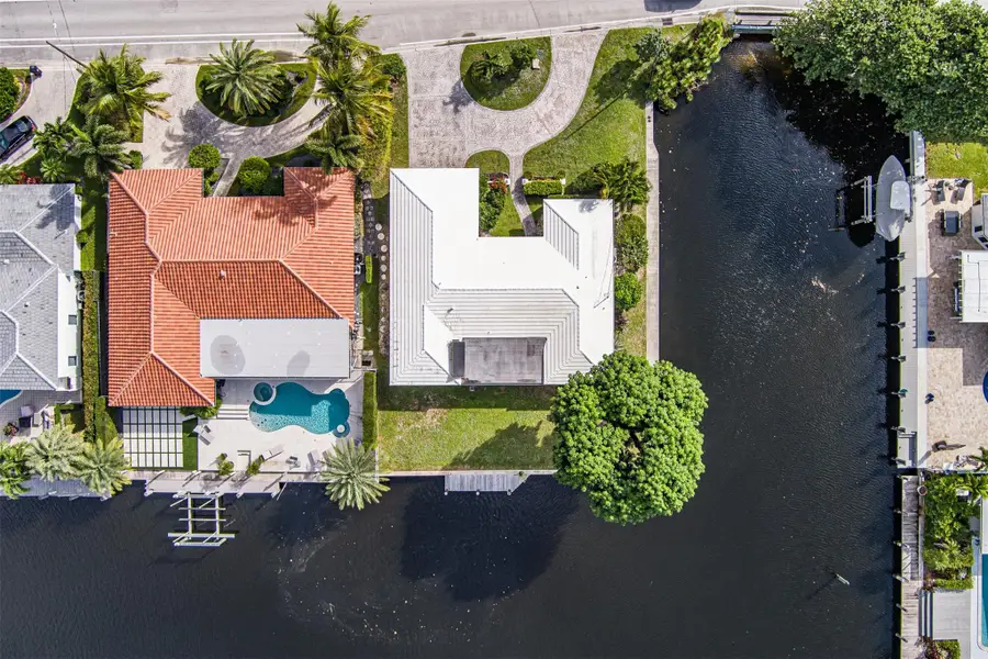5601 Bayview Dr, Fort Lauderdale, FL 33308 - Image #2