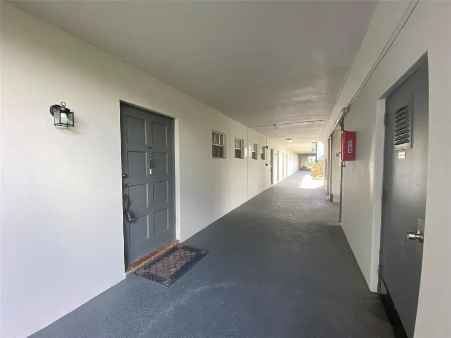 1001 Hillcrest Court #108, Hollywood, FL 33021 - Image #2