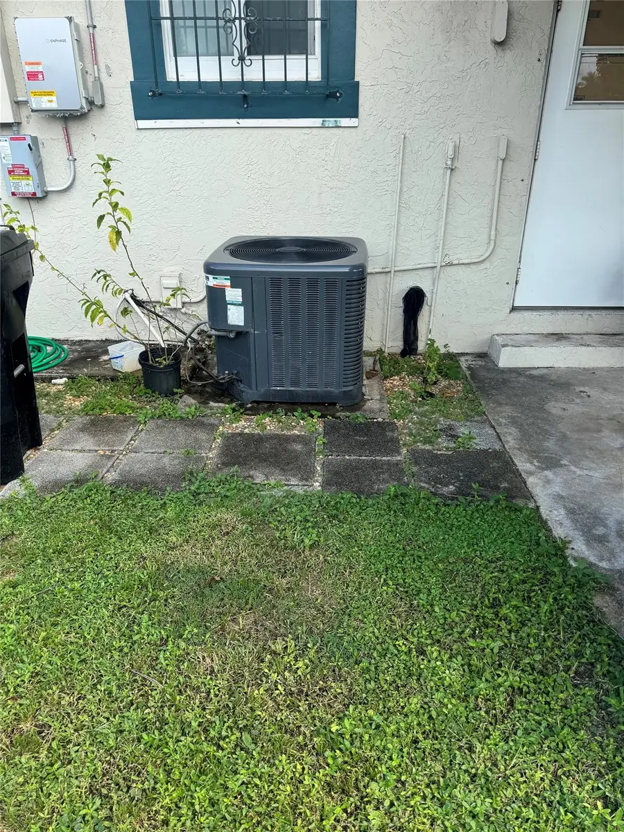 2757 SW 7th St, Fort Lauderdale, FL 33312 - Image #3