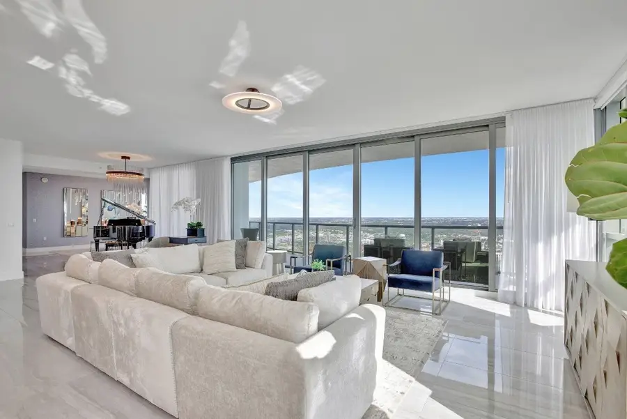 100 E Las Olas Boulevard #4301, Fort Lauderdale, FL 33301 - #2