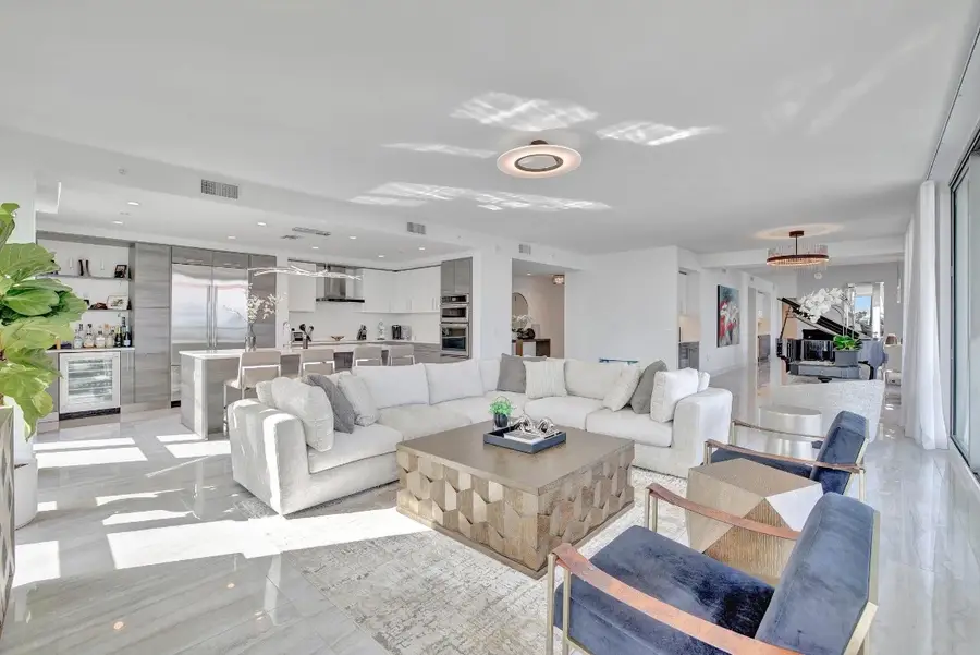 100 E Las Olas Boulevard #4301, Fort Lauderdale, FL 33301 - #3