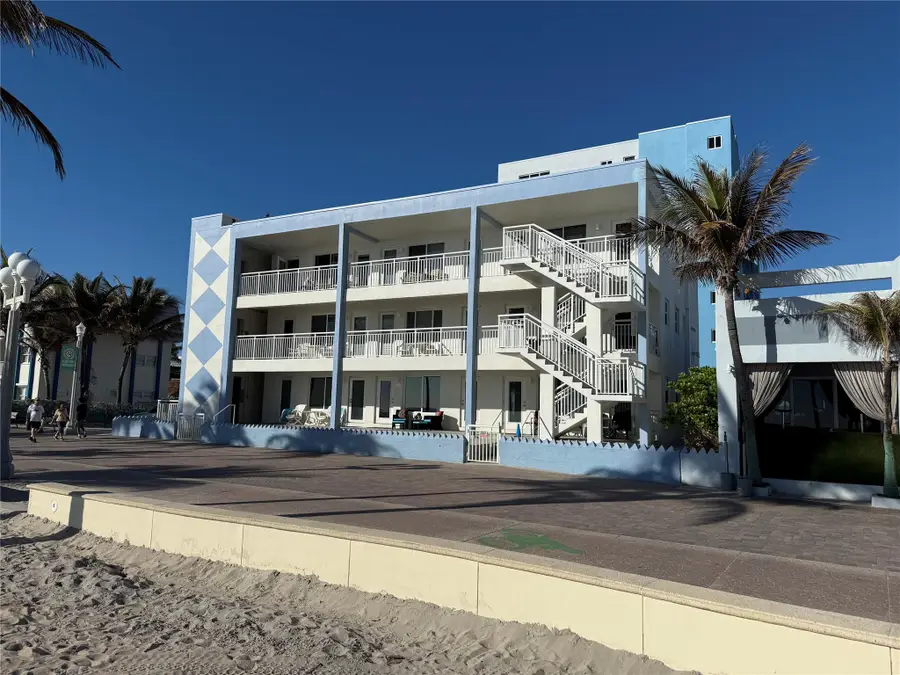310 S Broadwalk #3B, Hollywood, FL 33019 - Image #2