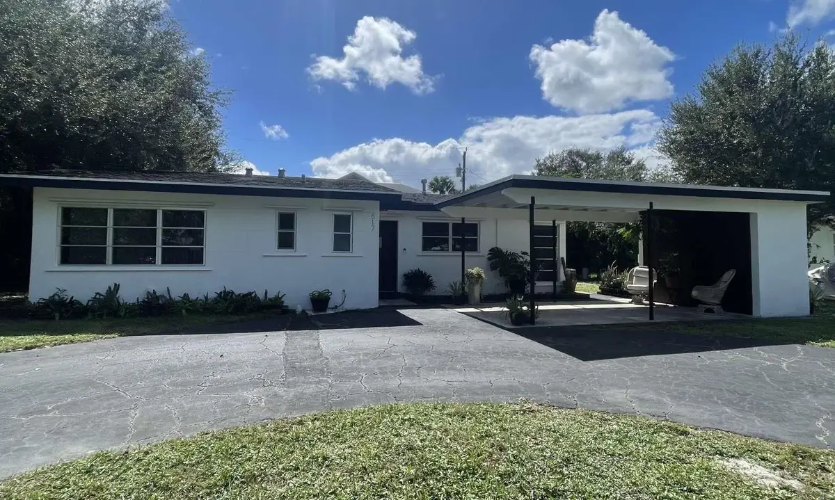 817 Buttonwood Rd, North Palm Beach, FL 33408 - Image #1