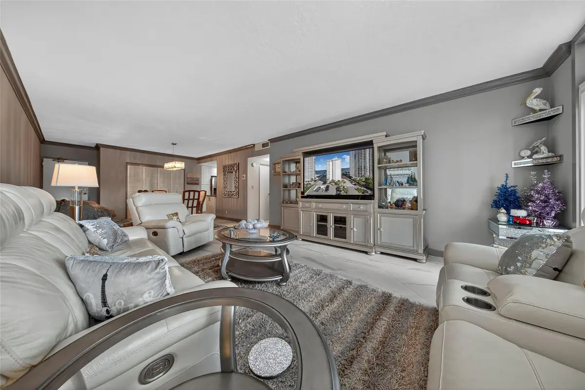 4250 Galt Ocean Dr #15M, Fort Lauderdale, FL 33308 - Image #1