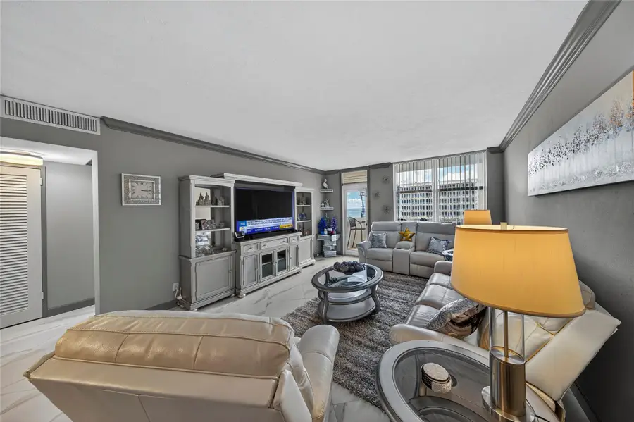 4250 Galt Ocean Dr #15M, Fort Lauderdale, FL 33308 - Image #2