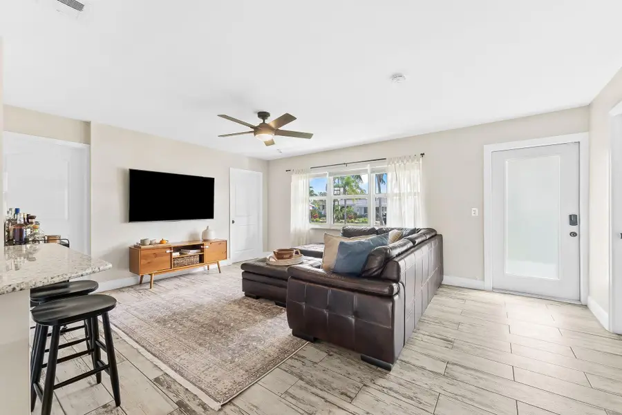 5 SE 11th St, Deerfield Beach, FL 33441 - Image #2